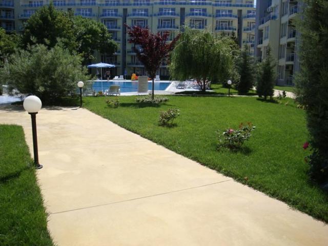 Oazis Cozy Beach Apartment Ravda Dış mekan fotoğraf